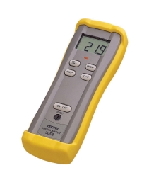 Thermometers and dataloggers